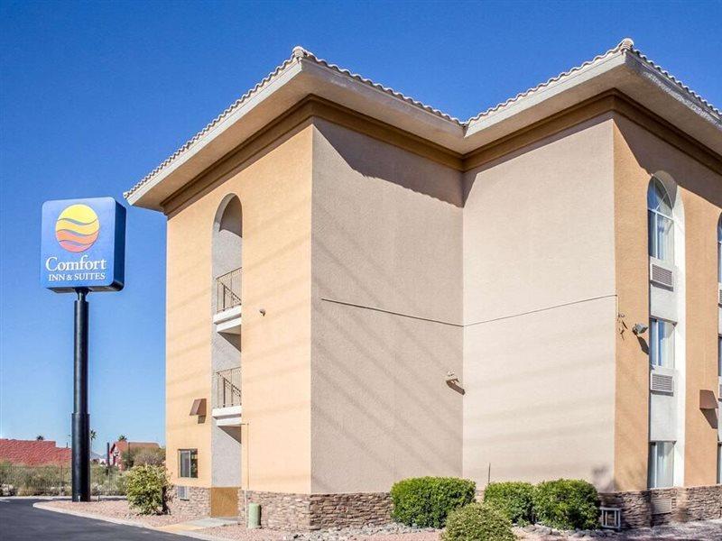 Hotel Comfort & Near Kino Sports Complex