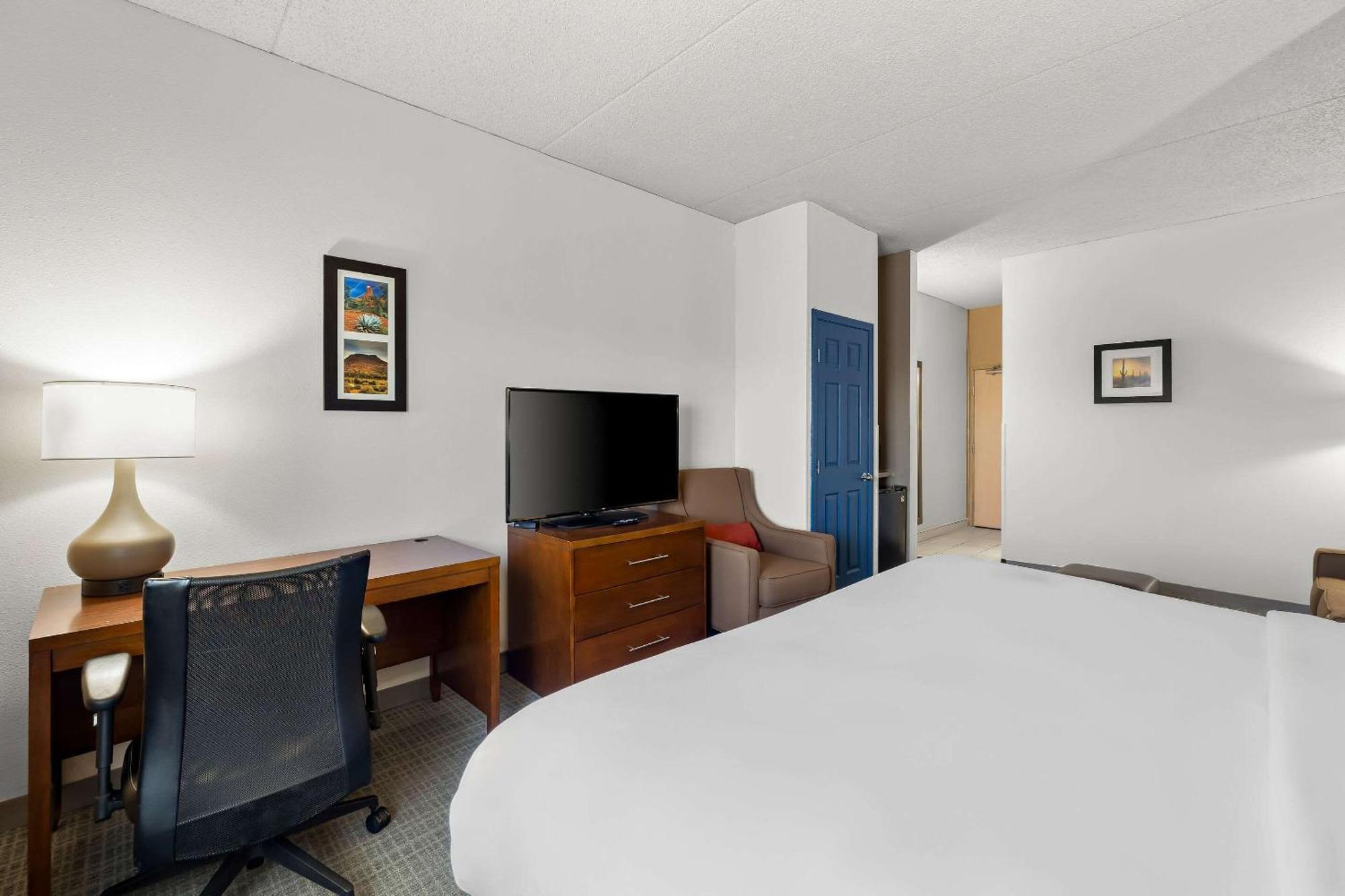 Hotel Comfort & Near Kino Sports Complex Drexel Heights