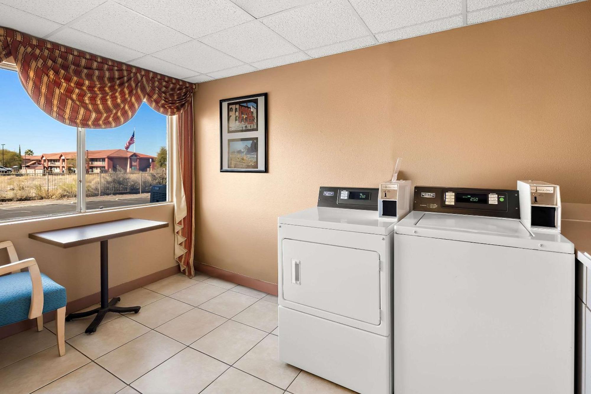 Comfort & Near Kino Sports Complex Hotel Tucson