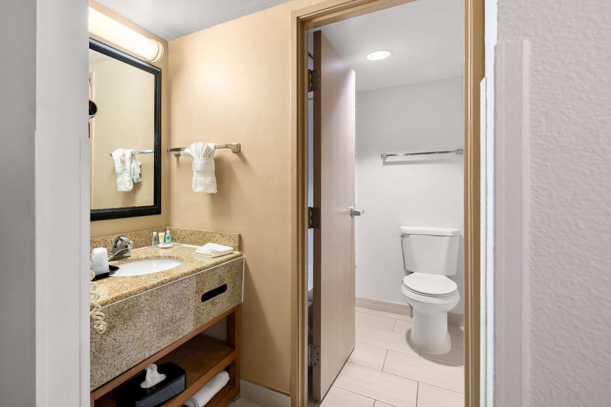 Comfort & Near Kino Sports Complex Drexel Heights