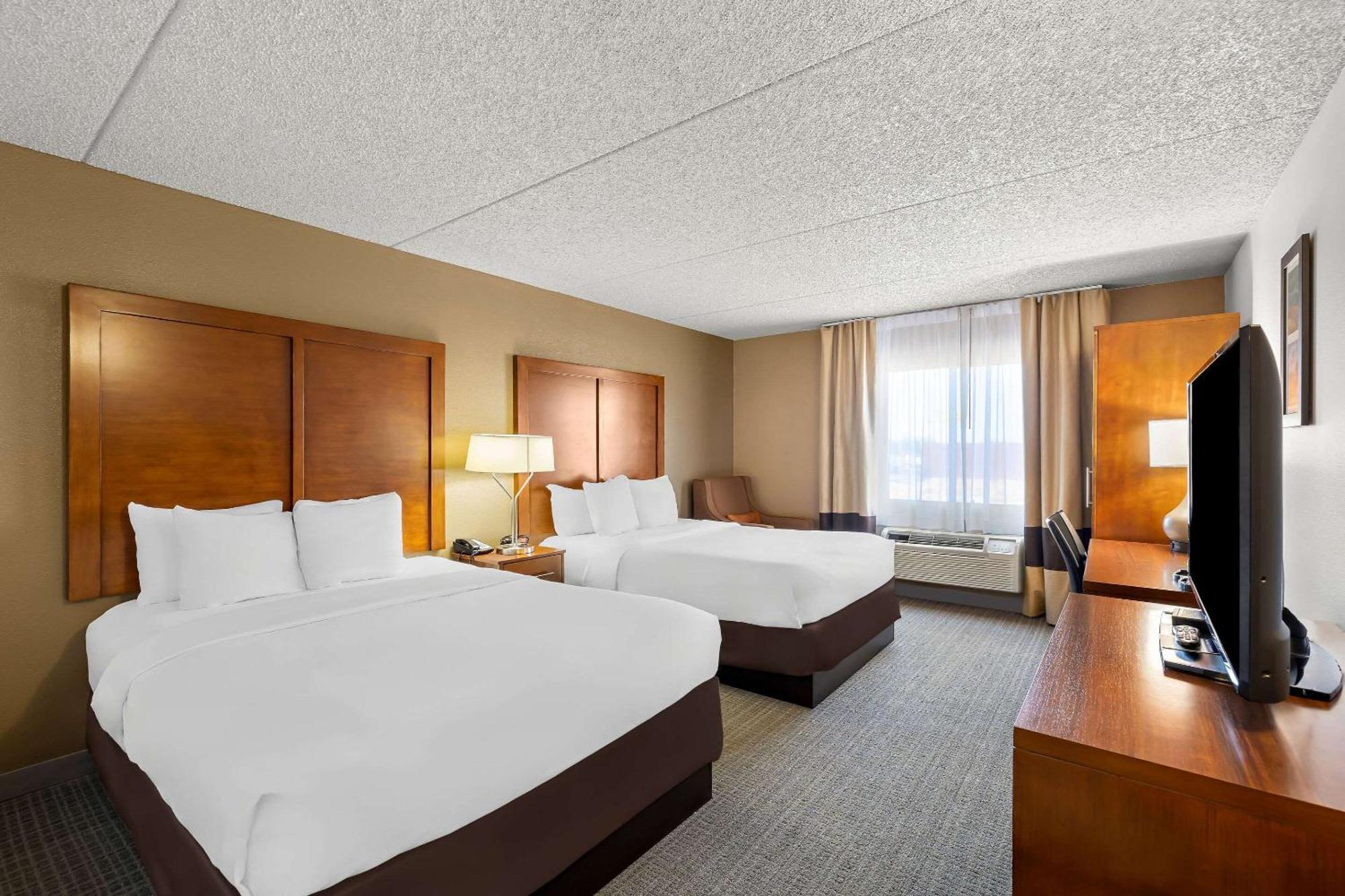 Hotel Comfort & Near Kino Sports Complex 2*