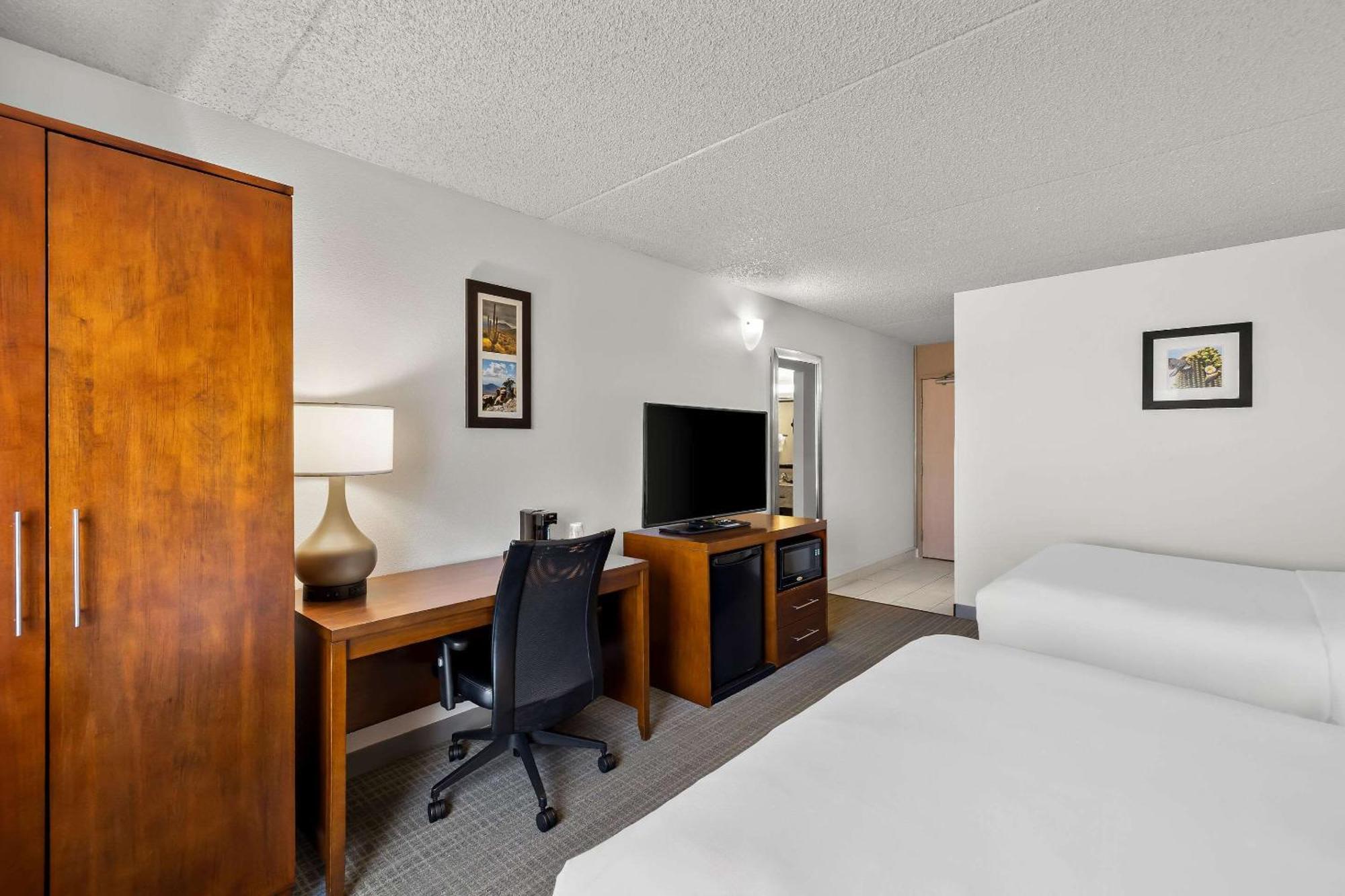 Hotel Comfort & Near Kino Sports Complex Drexel Heights