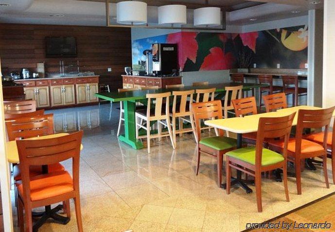 Hotel Comfort & Near Kino Sports Complex